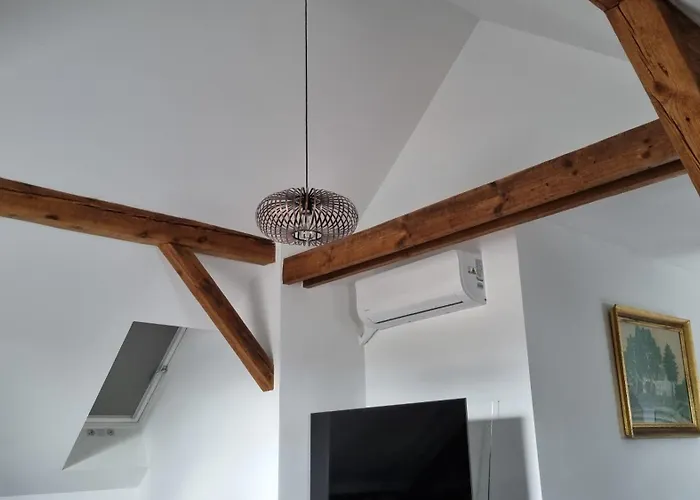 Exclusives Loft, Klimaanlage, Privat Parkplatz, Netflix, Wallbox, Dominospizza