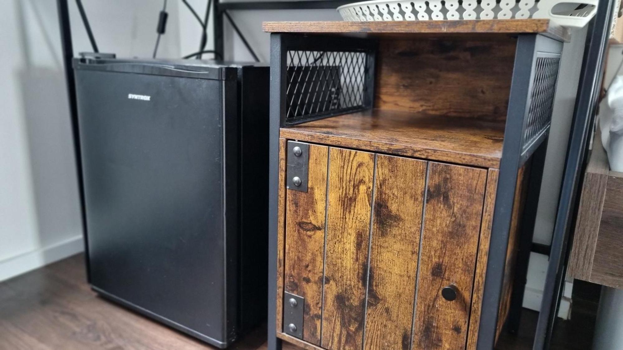 Exclusives Loft, Klimaanlage, Privat Parkplatz, Netflix, Wallbox, Dominospizza Falkensee