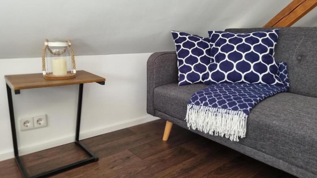 Exclusives Loft, Klimaanlage, Privat Parkplatz, Netflix, Wallbox, Dominospizza Apartment
